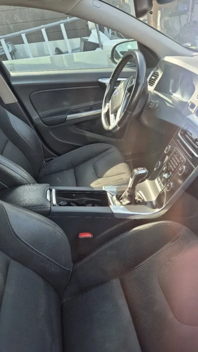 Volvo V60 2016 photo 3