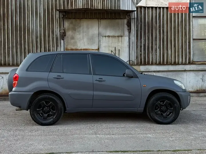 Toyota Rav4 2001 photo 3