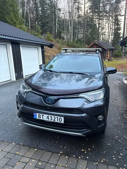 Toyota Rav4 2016 photo 2
