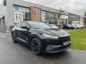 Toyota C-Hr photo 3