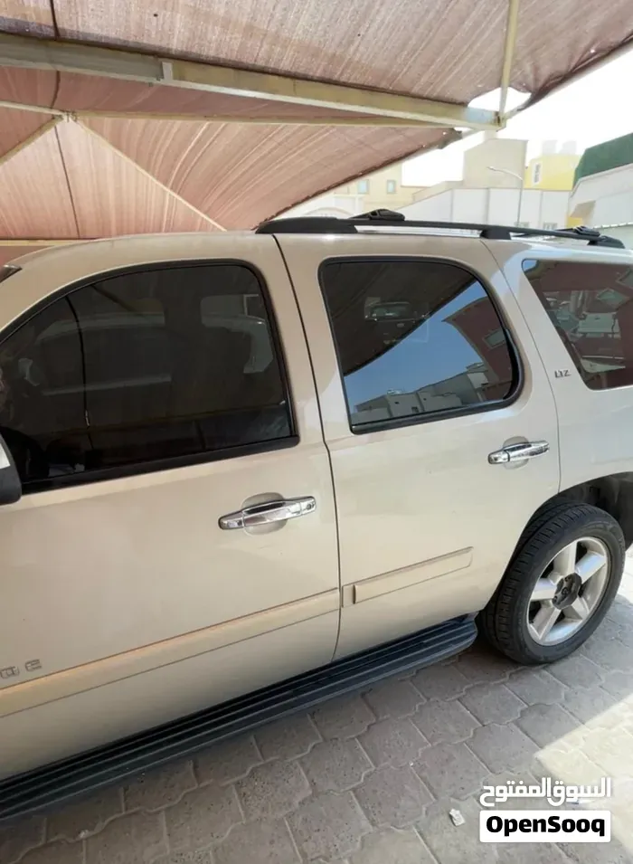 Chevrolet Tahoe 2008 photo 2