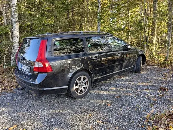 Volvo V70 2009 photo 3