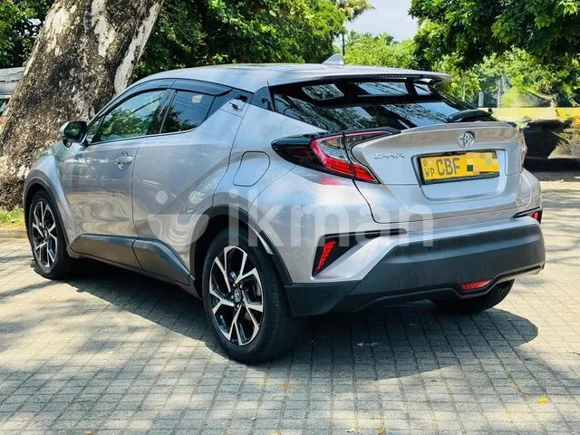 Toyota Chr 2018 photo 2