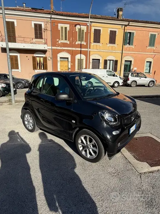 Smart Fortwo 2019 photo 3