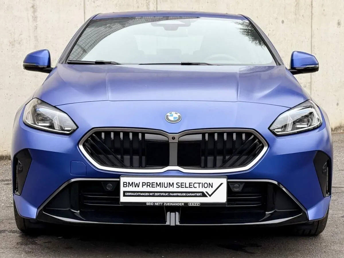 BMW 2 Series 2025 photo 2
