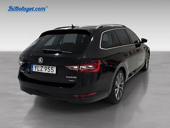 Skoda Superb 2017 photo 5