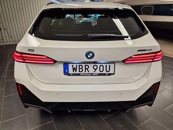 BMW I5 2025 photo 5