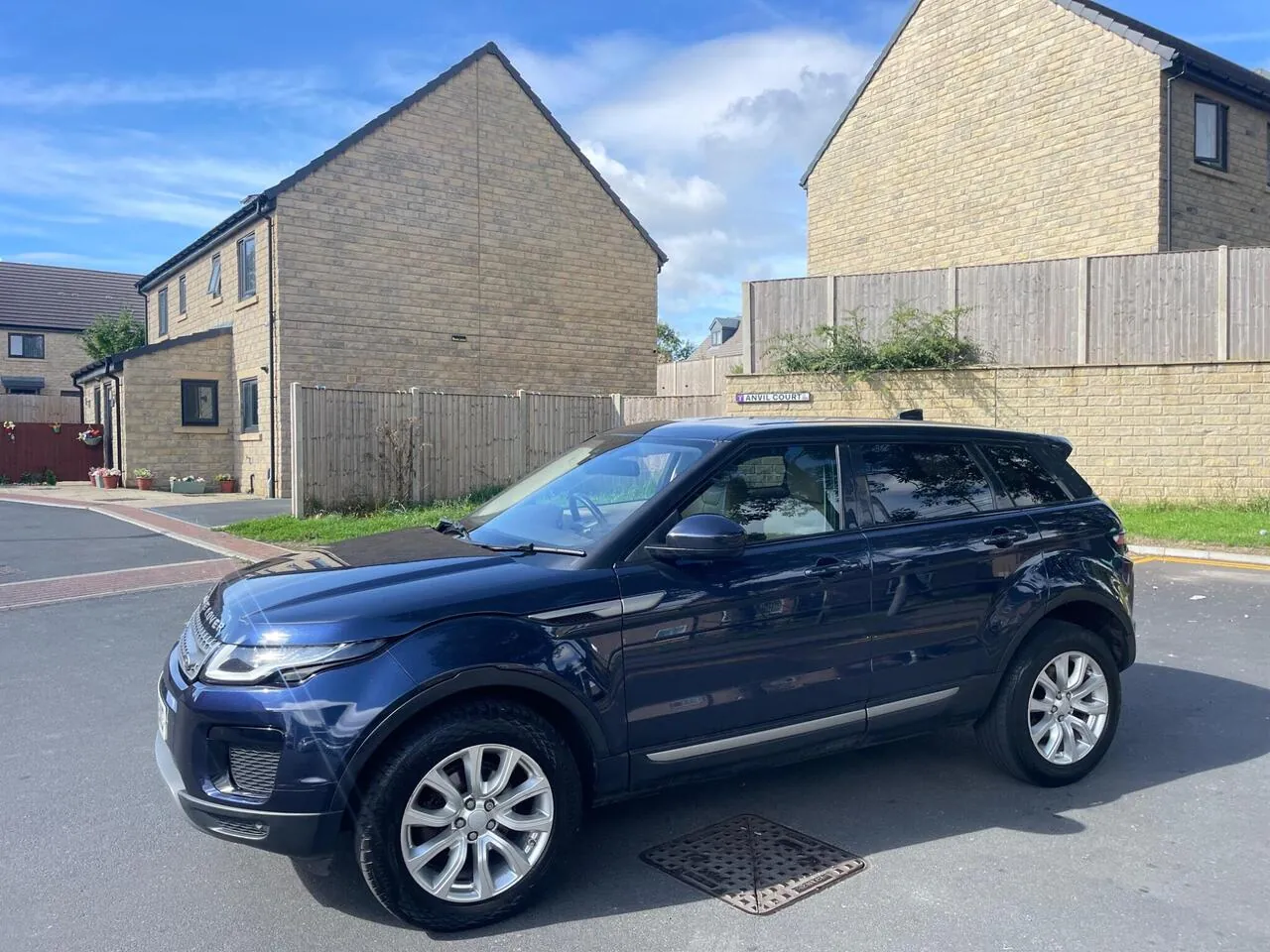 Land Rover Range Rover Evoque 2017 photo 3
