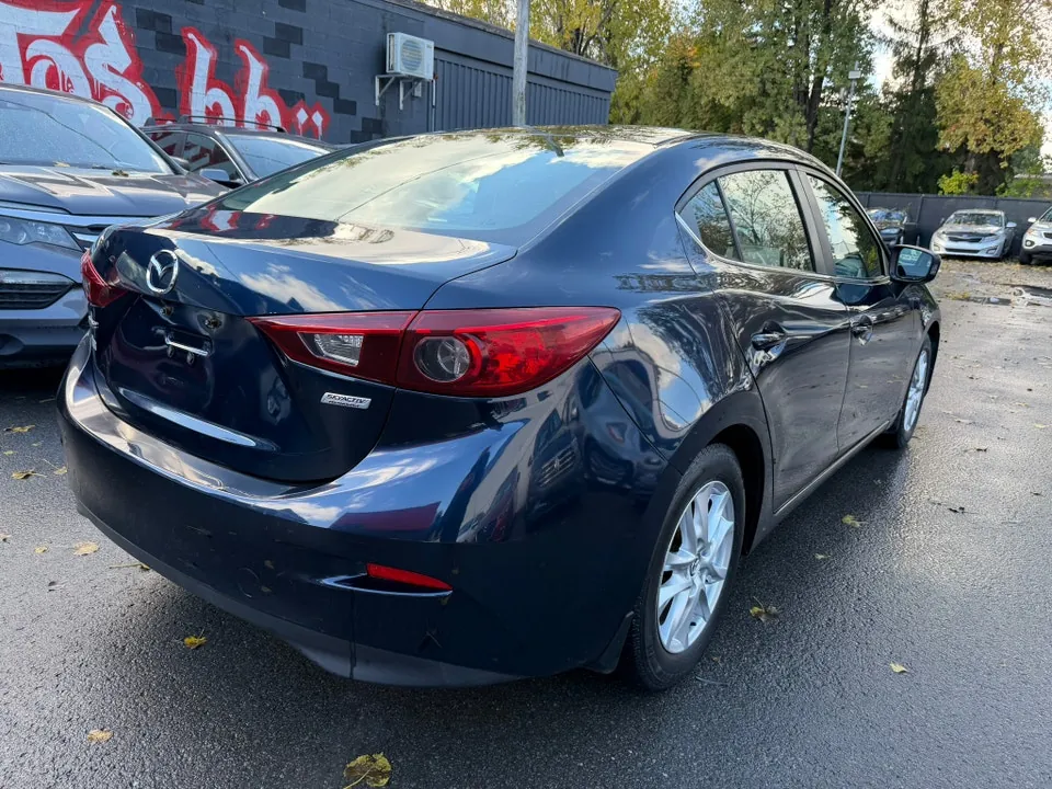 Mazda Mazda3 2016 photo 2
