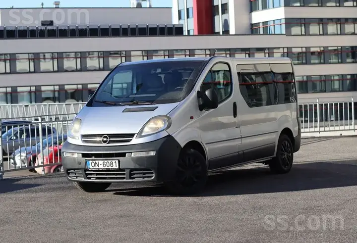 Opel Vivaro 2006 photo 3