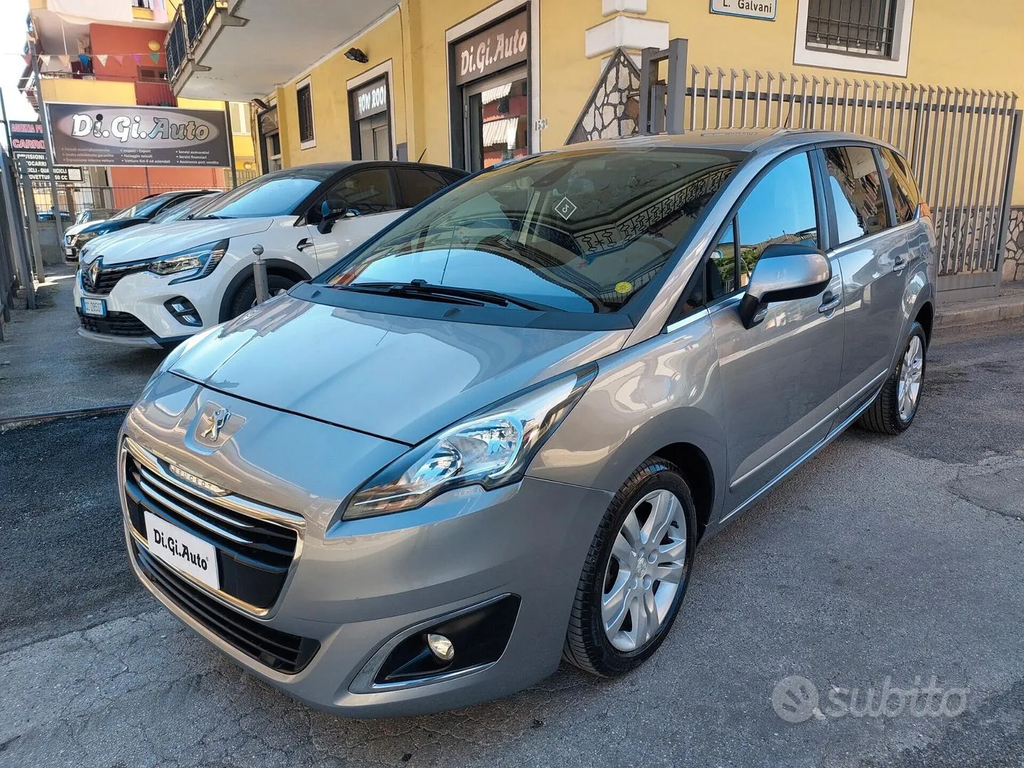 Peugeot 5008 2015 photo 3