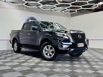 Nissan Navara 2021 photo 2