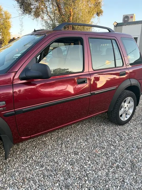 Land Rover Freelander 2004 photo 4