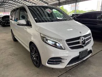 Mercedes-Benz V220