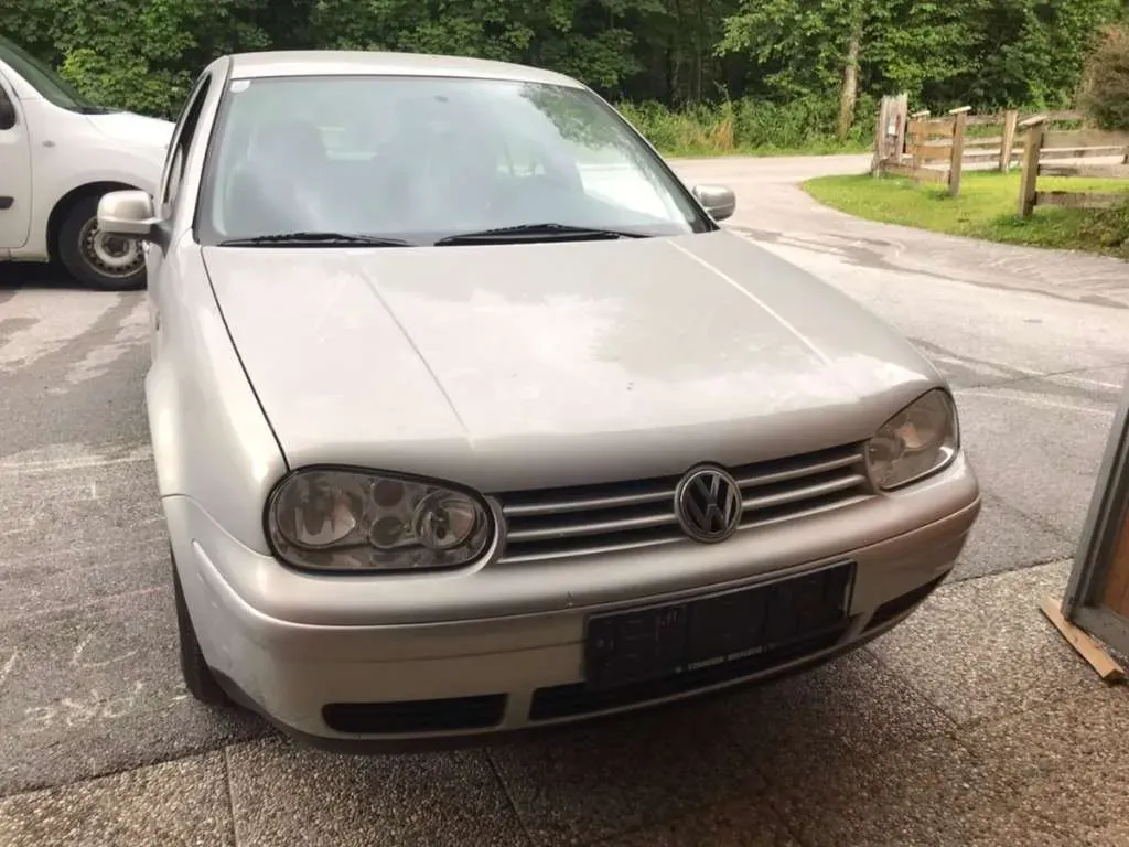 Volkswagen Golf 1998 photo 3
