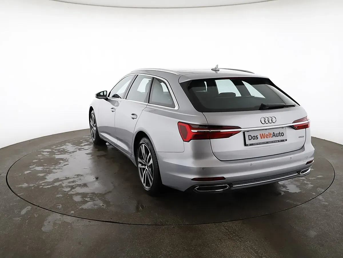 Audi A6 2022 photo 2