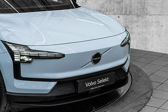 Volvo Ex30 2025 photo 2