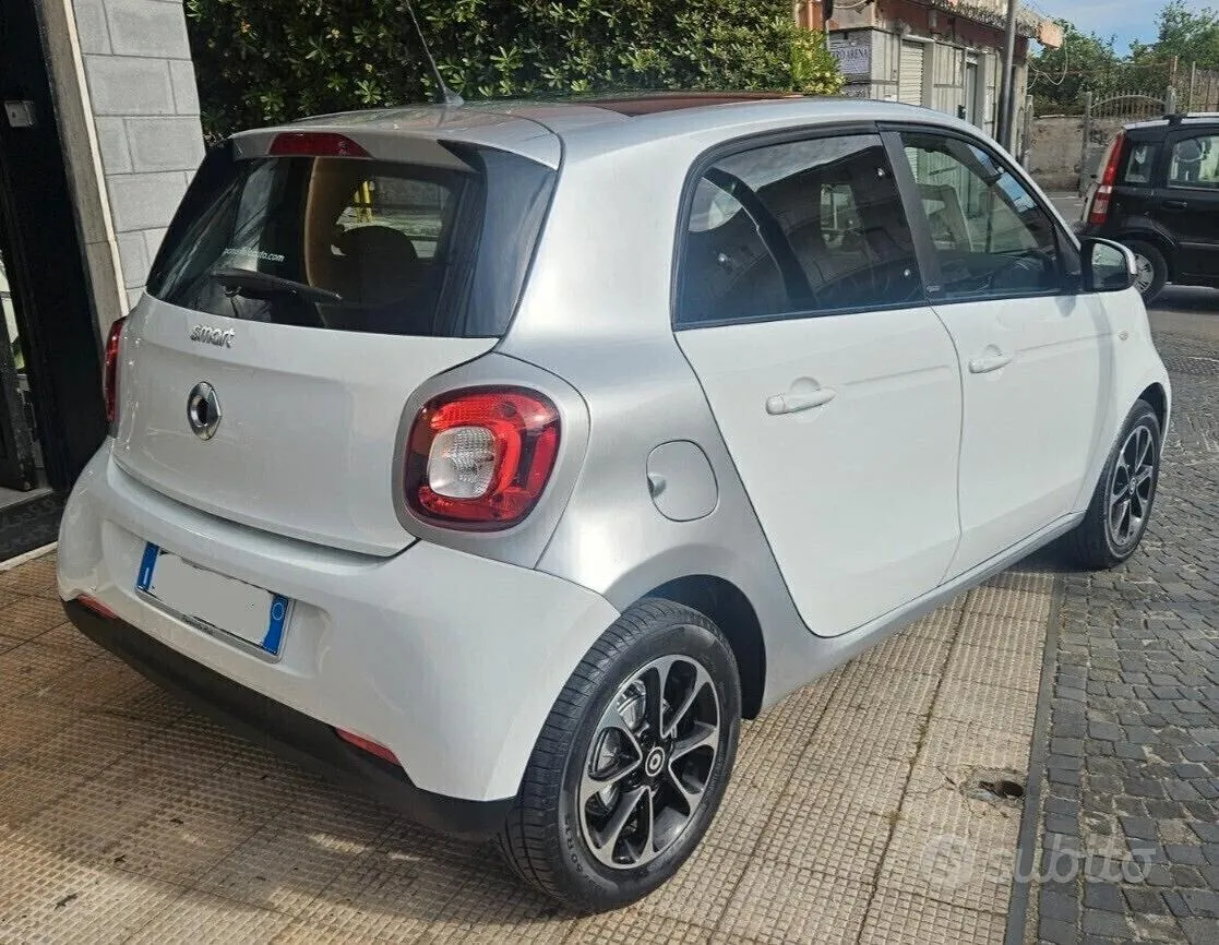 Smart Forfour 2017 photo 4