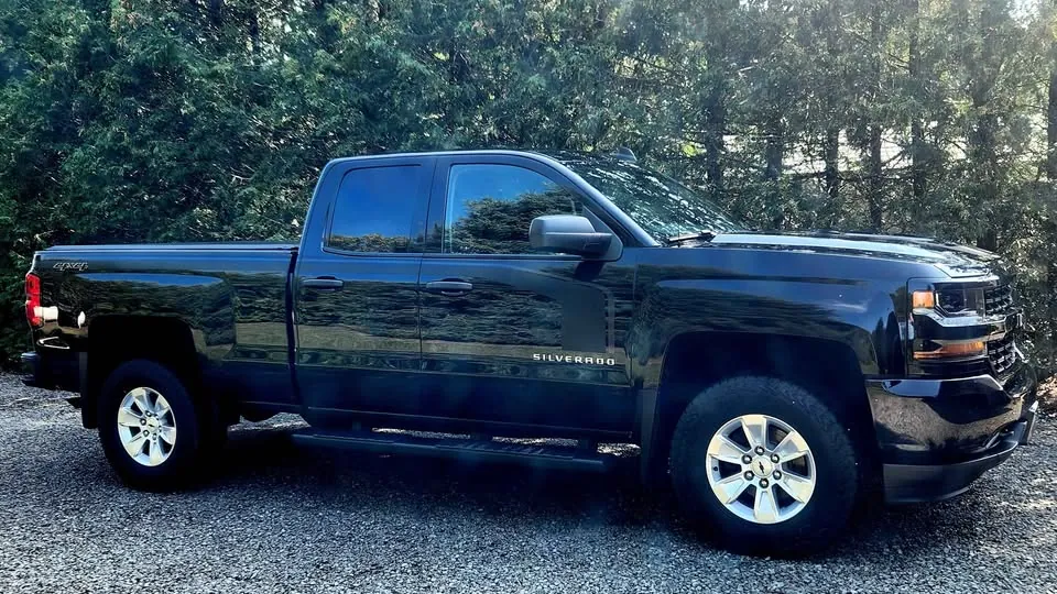 Chevrolet Silverado 1500 2018 photo 3
