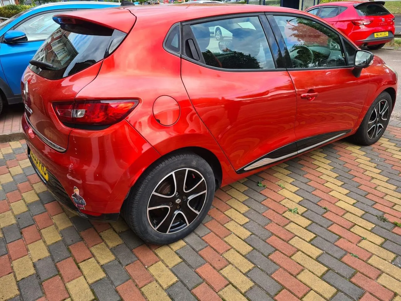 Renault Clio 2013 photo 2