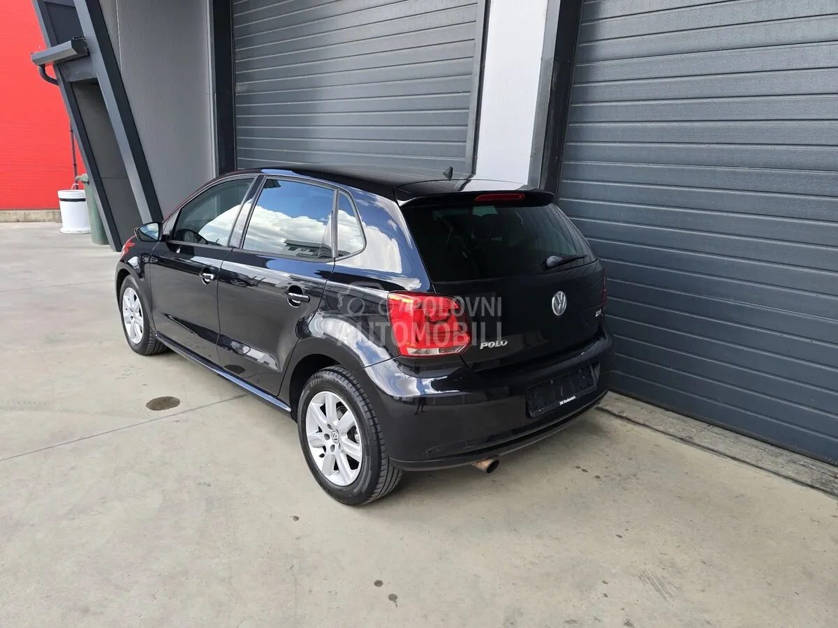 Volkswagen Polo 2011 photo 3