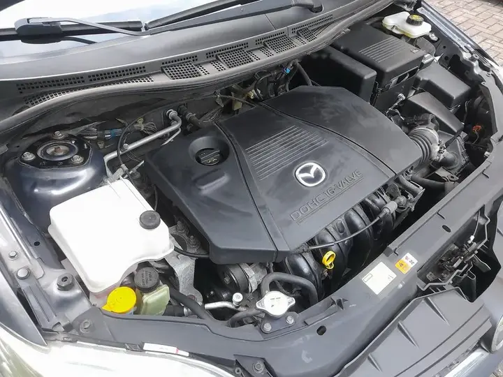 Mazda Mazda5