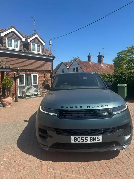 Land Rover Range Rover Sport 2025 photo 2