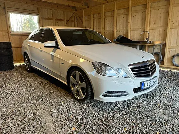 Mercedes-Benz E 220