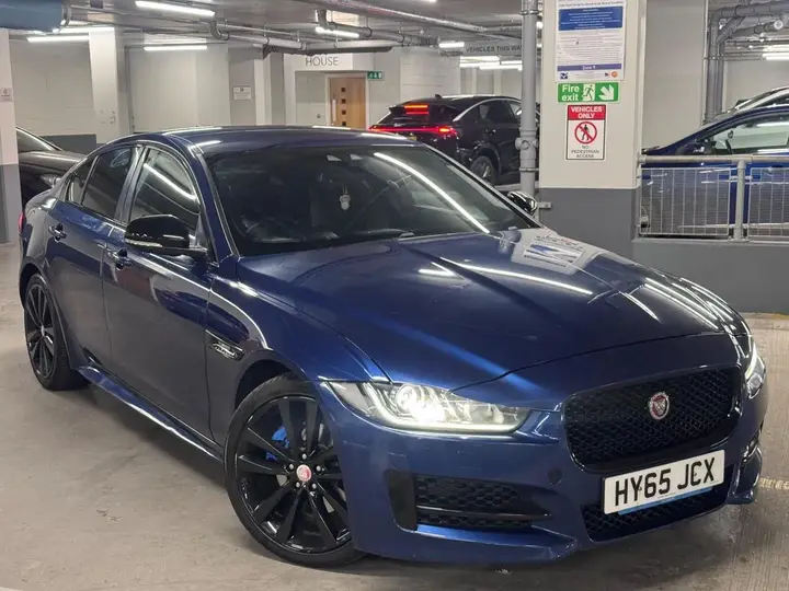 Jaguar Xe