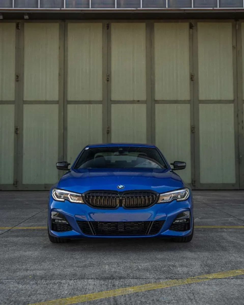 BMW 3 Series 2020 photo 2