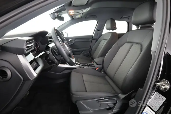 Audi A3 2023 photo 2