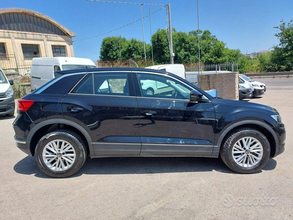 Volkswagen T-Roc 2021 photo 5