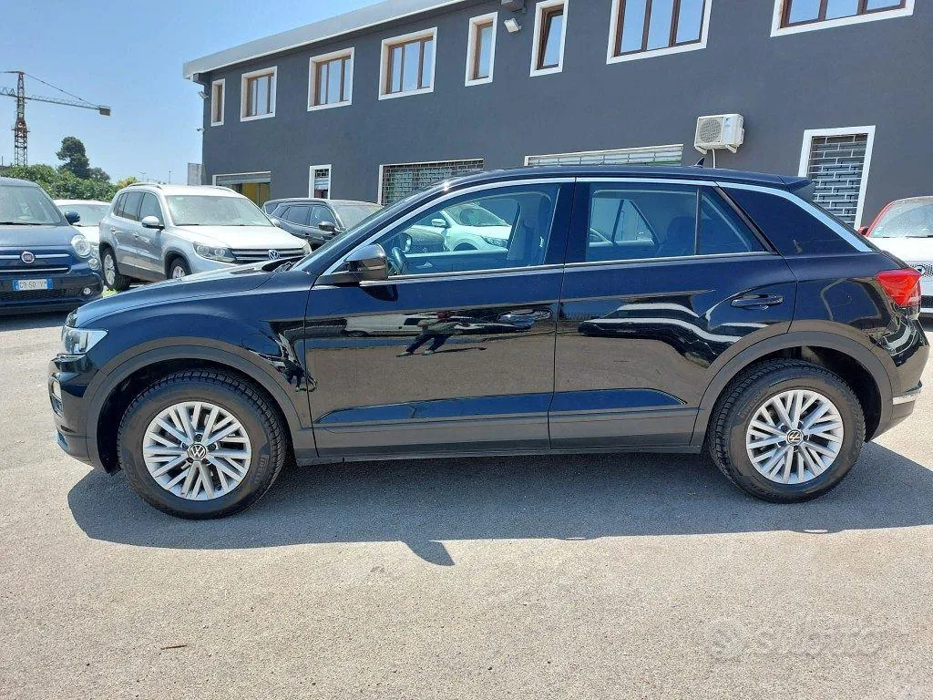 Volkswagen T-Roc 2021 photo 4