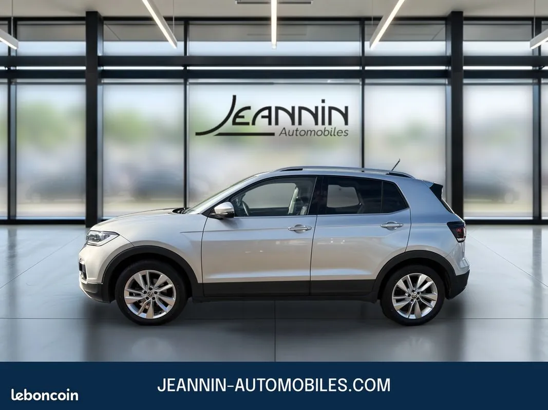 Volkswagen T-Cross 2023 photo 2
