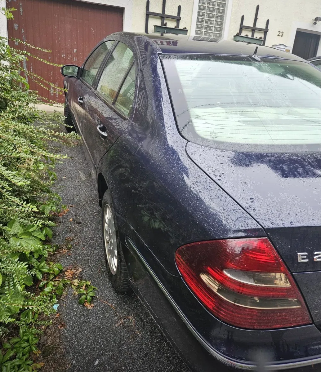 Mercedes-Benz E-Class 2002 photo 3