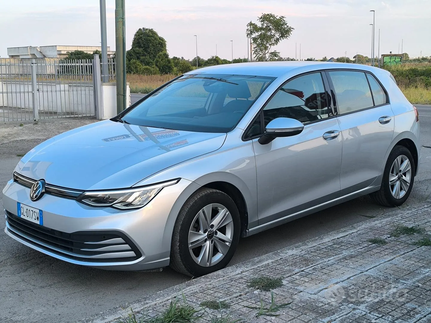 Volkswagen Golf 2022 photo 3