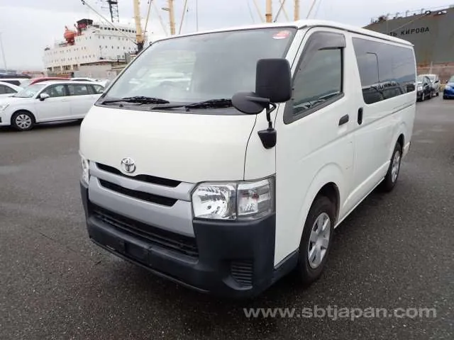 Toyota Cbf-Trh200V 2019 photo 2