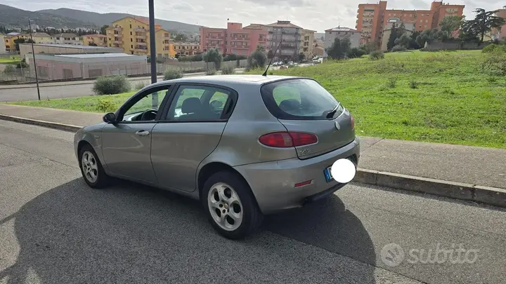 Alfa Romeo 147 2007 photo 3