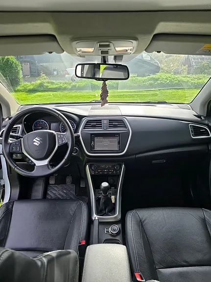 Suzuki Sx4 S-Cross 2015 photo 3