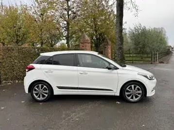 Hyundai I20 2015 photo 3