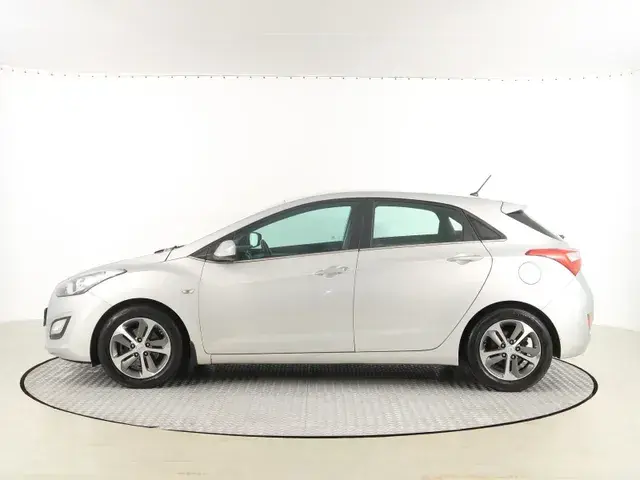 Hyundai I30 2015 photo 2