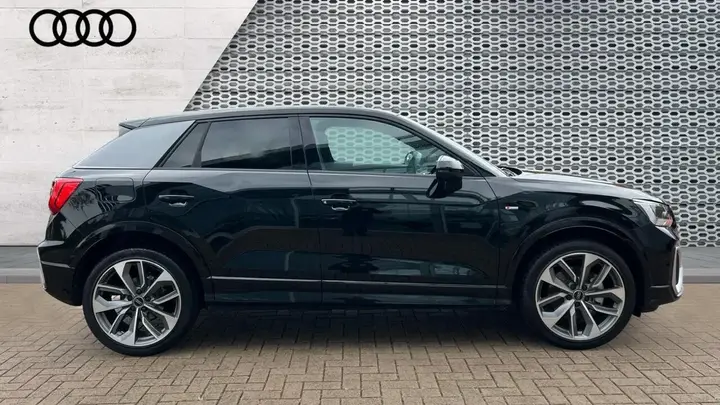 Audi Q2 2026 photo 4