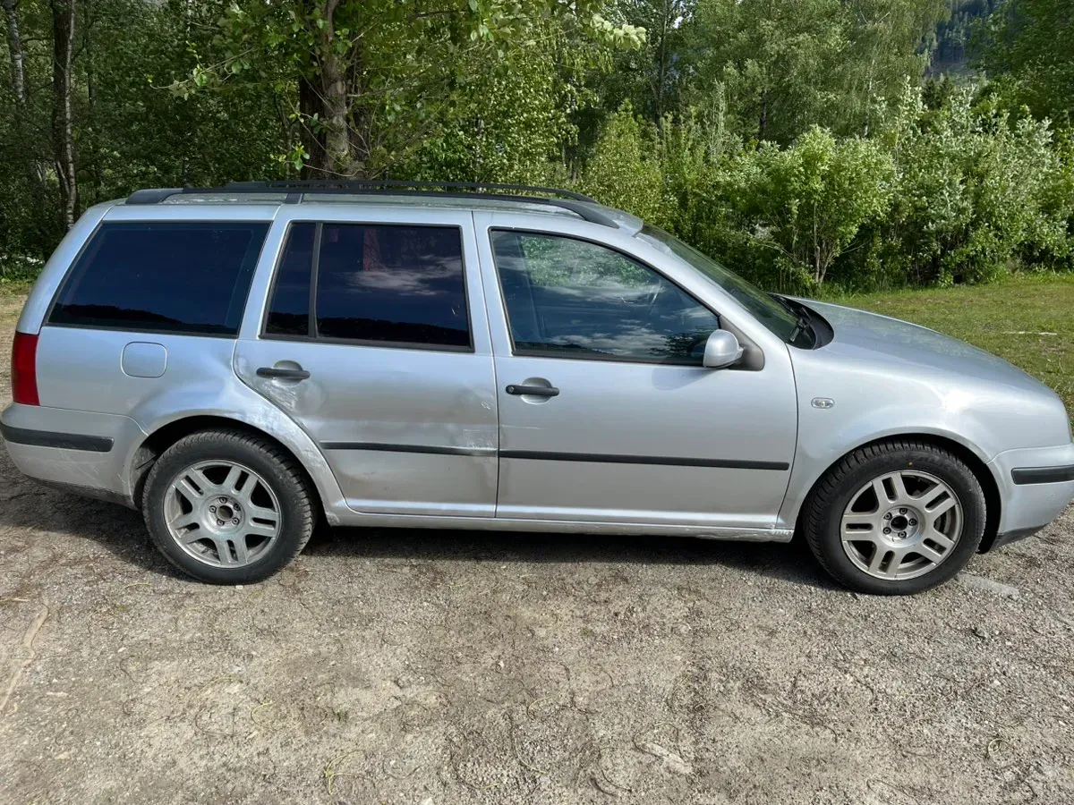Volkswagen Golf 2006 photo 3