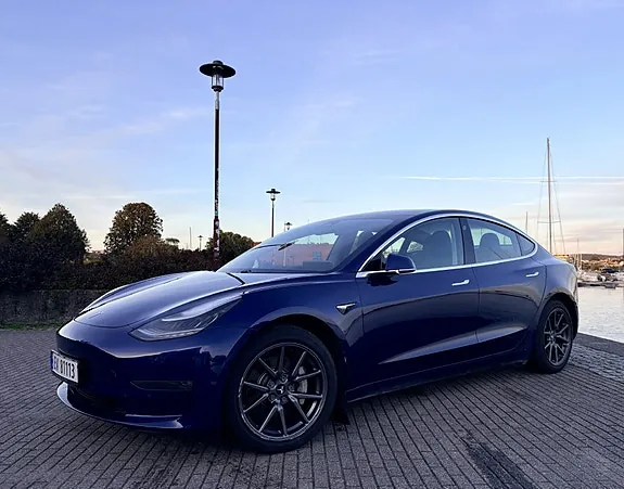 Tesla Model 3 2019 photo 4