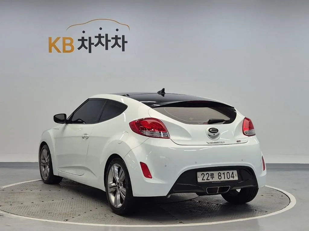 Hyundai Veloster 2012 photo 2