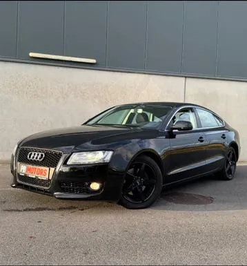 Audi A5 2010 photo 2