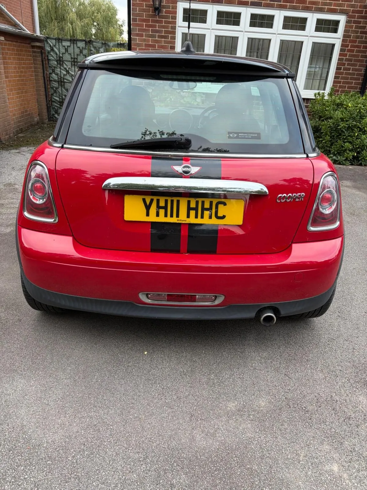 Mini Hatch 2011 photo 3