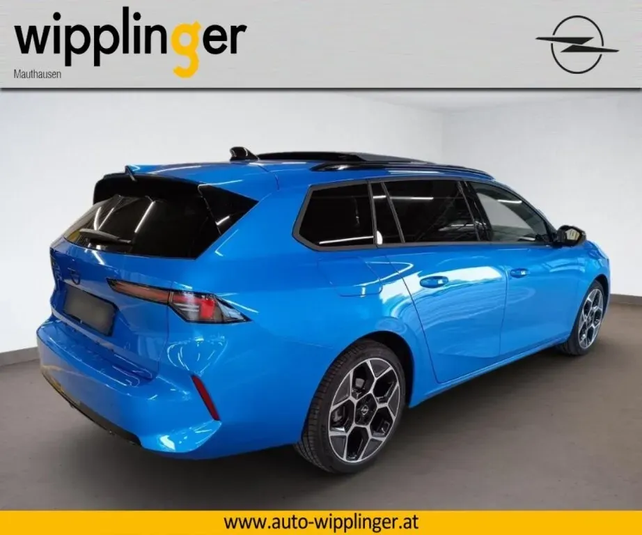 Opel Astra 2024 photo 2