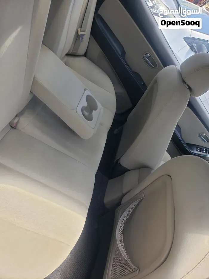 Hyundai Elantra 2009 photo 2