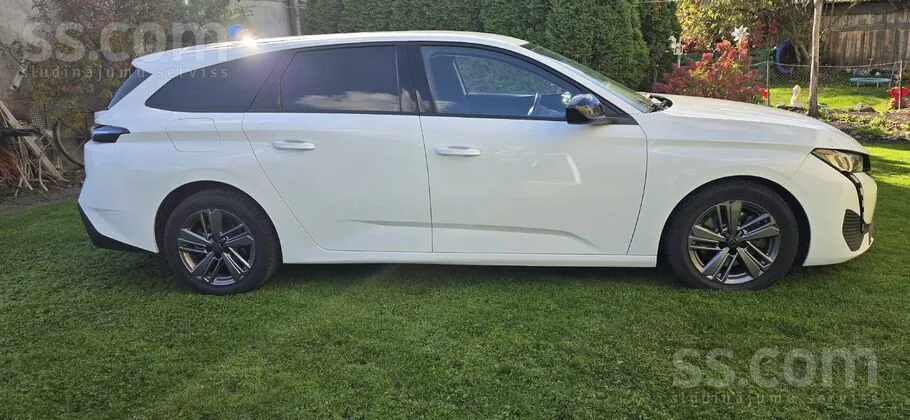 Peugeot 308 2022 photo 2